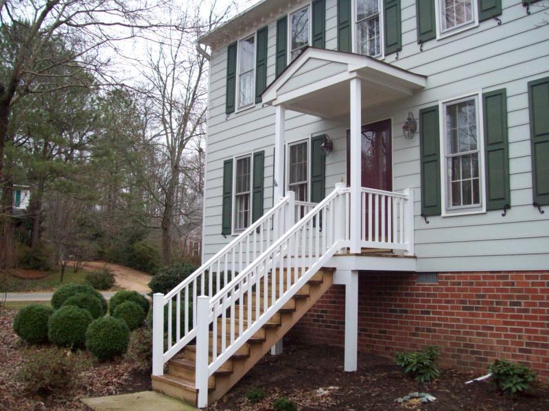 front porch with vinyl rails